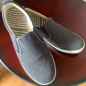 Taos Dandy women’s slip on shoes